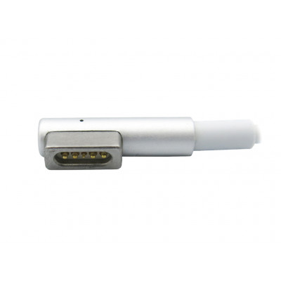 Блок питания MagSafe 45W для MacBook Air 13" - в комплекте вилка питания.